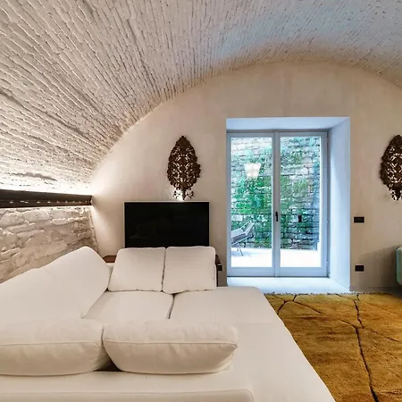 公寓 Lorodellago - The House Of Travelers