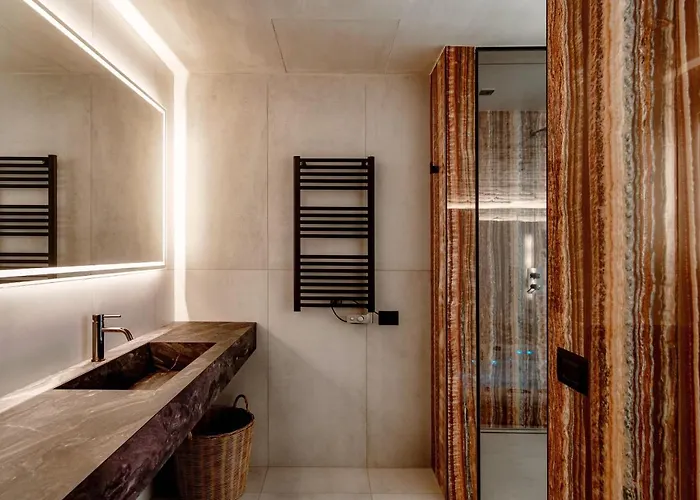 Lorodellago - The House Of Travelers Apartment