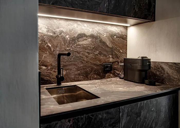 Lorodellago - The House Of Travelers * Como