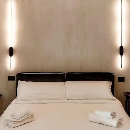 Lorodellago - The House Of Travelers *