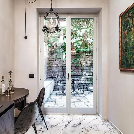 Lorodellago - The House Of Travelers *