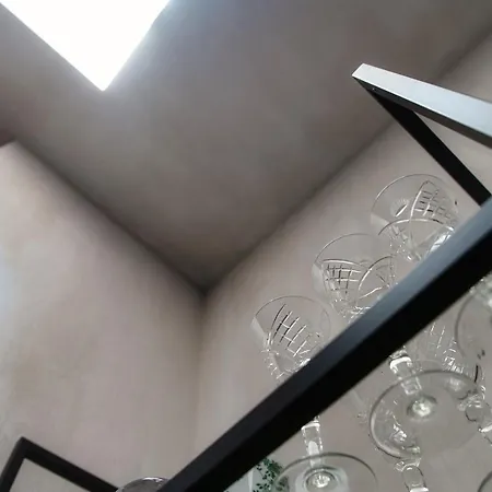 Lorodellago - The House Of Travelers Apartment