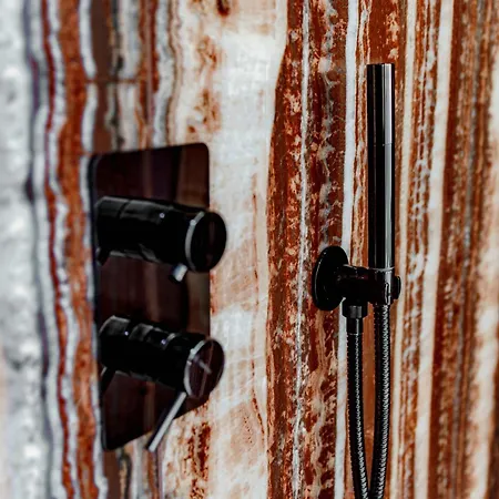 Lorodellago - The House Of Travelers