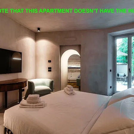 Lorodellago - The House Of Travelers * Como