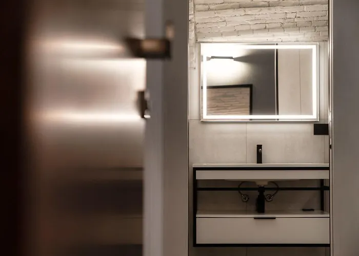 Lorodellago - The House Of Travelers Apartment *